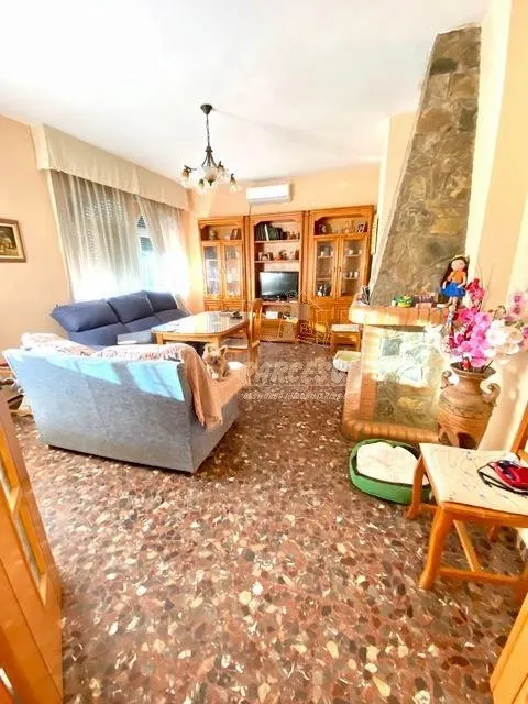 ZONA LA BARQUERA - Parcela de terreno de 1250 m2 con casa de - foto 5