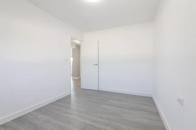 Te ofrecemos esta propiedad junto Centro Comercial Aljub y Bomberos con más de 1.000 metros de terreno y 2 casas independientes para disfrutar en familia!!!! — 29