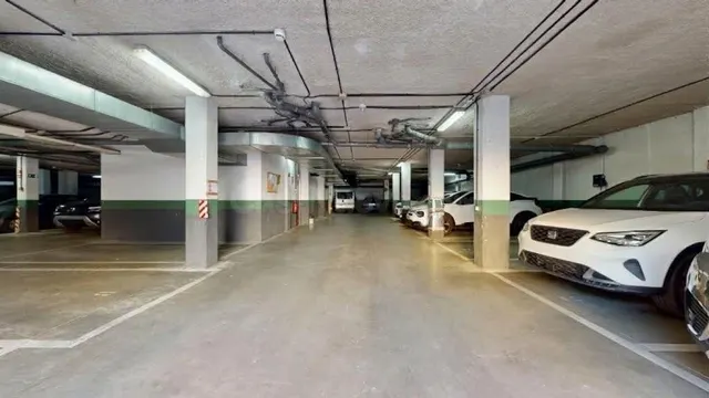 PLAZA DE GARAJE EN VALLECAS DE MINUSVALIDO - foto 3