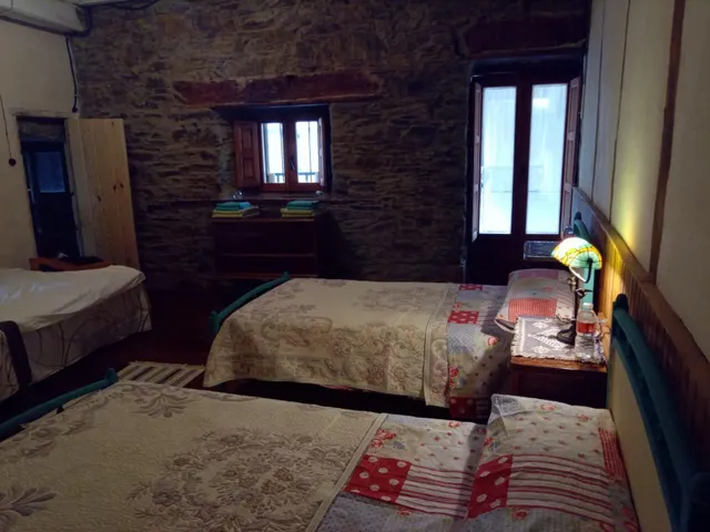CASA DE PIEDRA EN VALCECAÑADA — 9