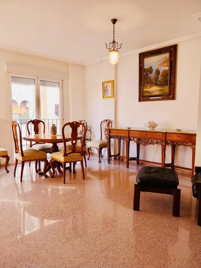 Piso de gran tamaño y excelentes calidades en pleno centro de Almoradí. — 13