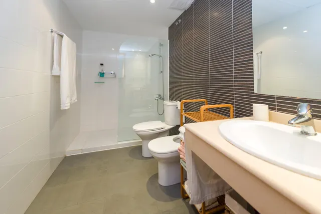 ALQUILER ANUAL : Magnífico apartamento en alquiler anual en Torre Bellver — 27