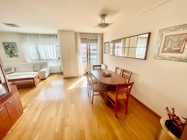 Muy buen piso de 4 Dorm. en Av. Oscar Espla — 5