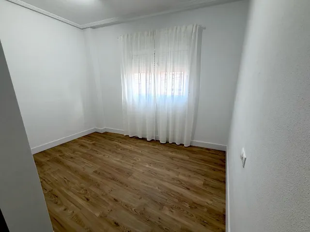 SE ALQUILA PRECIOSO PISO EN MOLINA DE SEGURA — 8