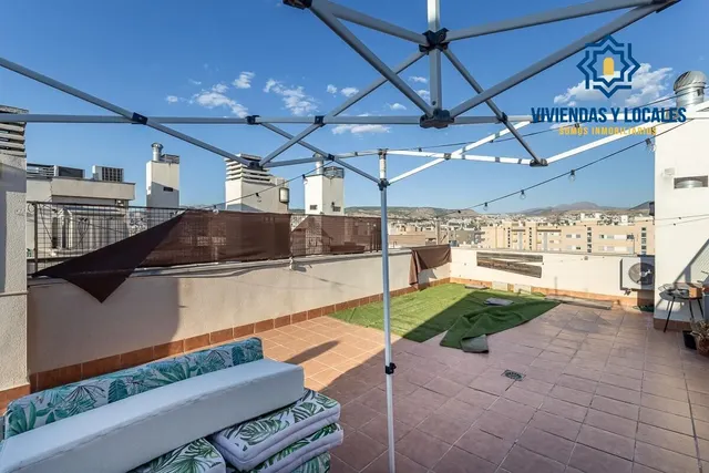 Ático dúplex en Campus de la Salud — 6