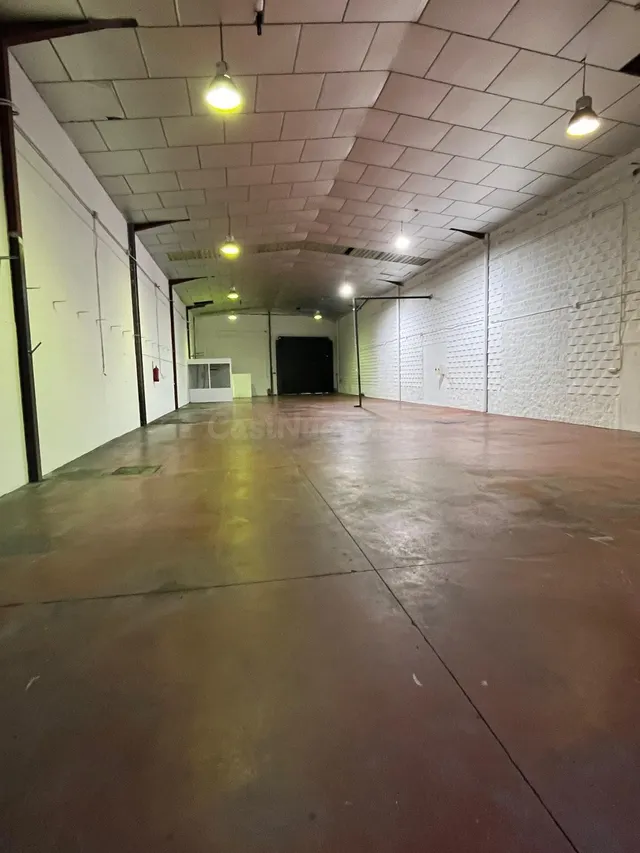 NAVE EN RENTABILIDAD EN DOS HERMANAS SEVILLA - foto 3