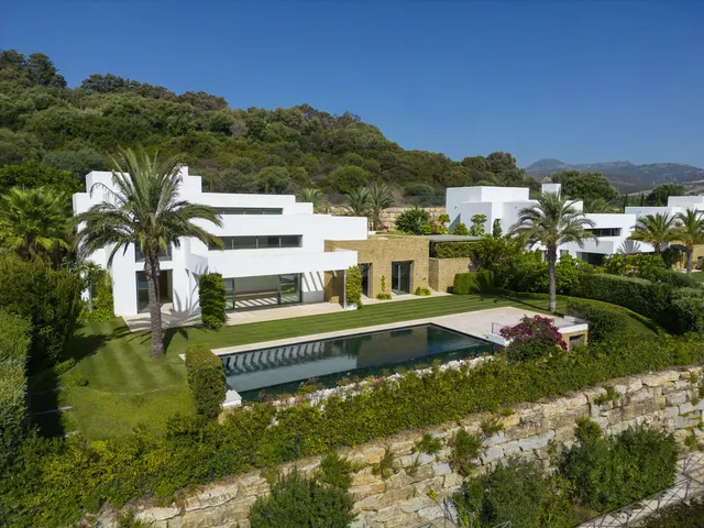 Chalet 5 habitaciones 655m² en venta - Costa Del Sol - foto 2