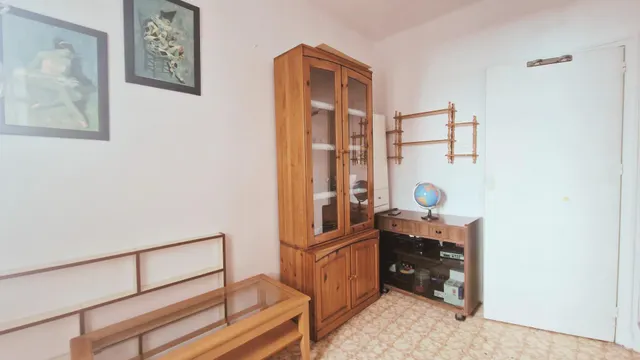 ¡TU NUEVO PROYECTO TE ESPERA EN MÁLAGA!  PISO CON TERRAZA Y MUCHÍSIMO POTENCIAL — 10