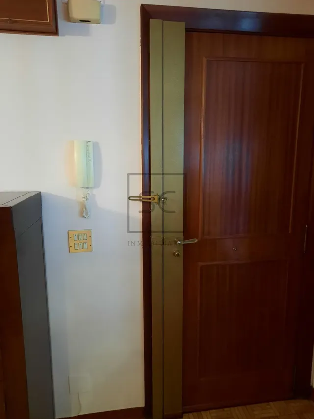 Piso amplio con ascensor en el centro de Ferrol — 20