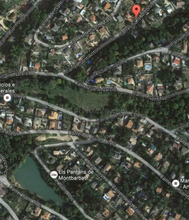 Parcela edificable de 853m2 en la Urbanización Montbarbat co - foto 4