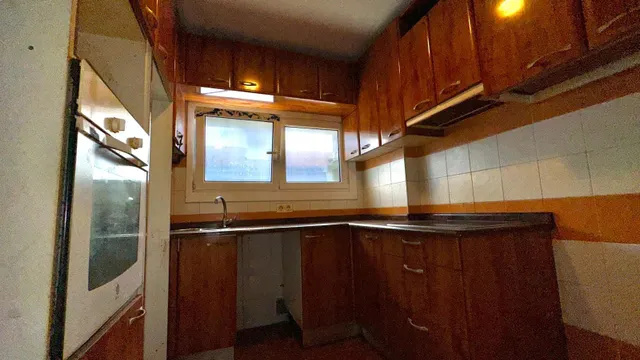 Excelente oportunidad para adquirir una vivienda con gran potencial en Donostia-San Sebastián. — 12