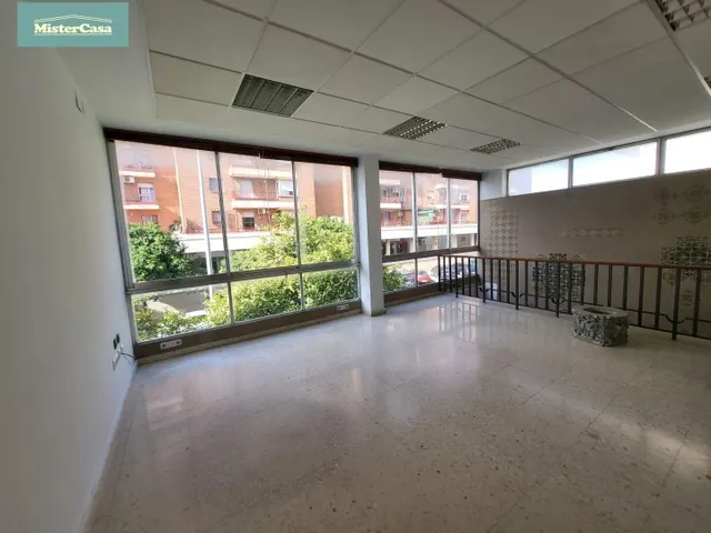 LOCAL COMERCIAL EN VENTA  CENTRICO  . JEREZ DE LA FRONTERA — 8