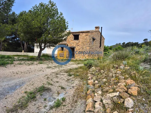Casa de tres dormitorios en zona La Carrasquilla para Fines  - foto 3