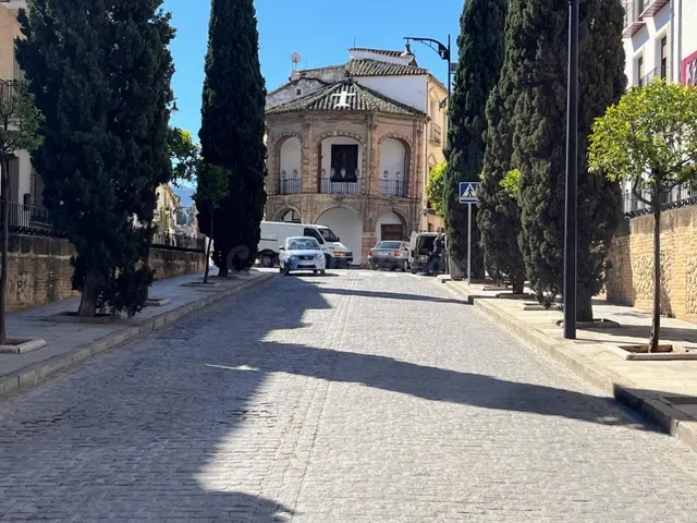 Un local, mil posibilidades en Antequera - foto 5