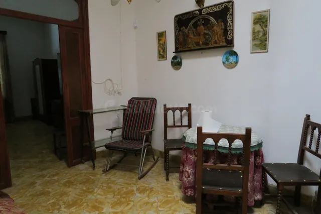 CASA DE PUEBLO A REFORMAR TOTAL CON 2 ALTURAS - foto 2