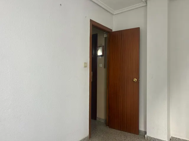 Ref. 8546 SALICO ofrece gran vivienda en Olivereta con plaza de aparcamiento — 21