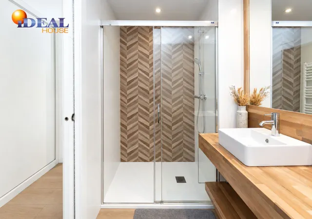 *  EXCLUSIVA VIVIENDA REFORMADA EN PLAZA MARIANA PINEDA — 28