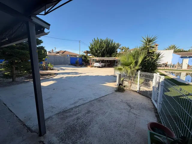 Chalet en Lorquí con Piscina y Amplia Parcela — 29