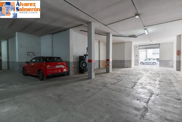 Amplio y luminoso piso de 3 dormitorios listo para entrar a vivir junto al metro de Albolote — 43