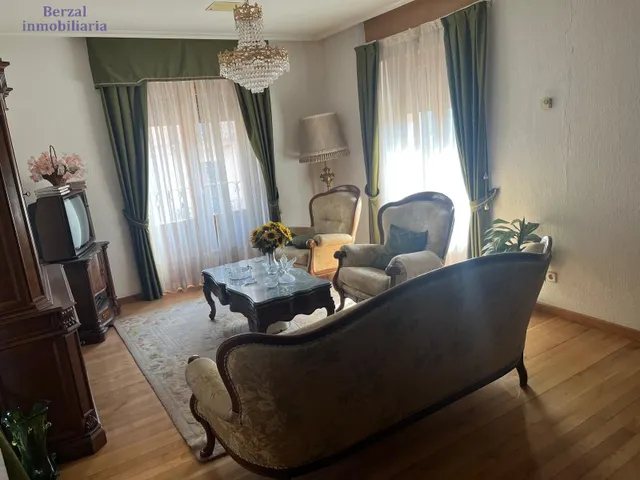 Casa singular en Cenicero, La Rioja — 2