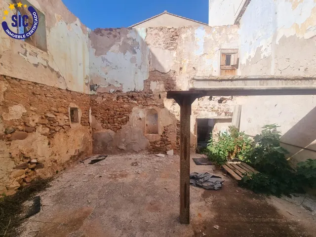 SOLAR ESQUINERO EN SONEJA, CASTELLÓN — 5