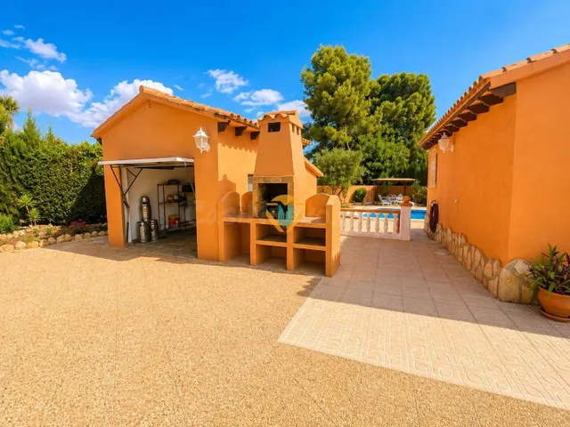 Encantador Chalet en Colonia Escandinavia, Alfaz del Pi - foto 4