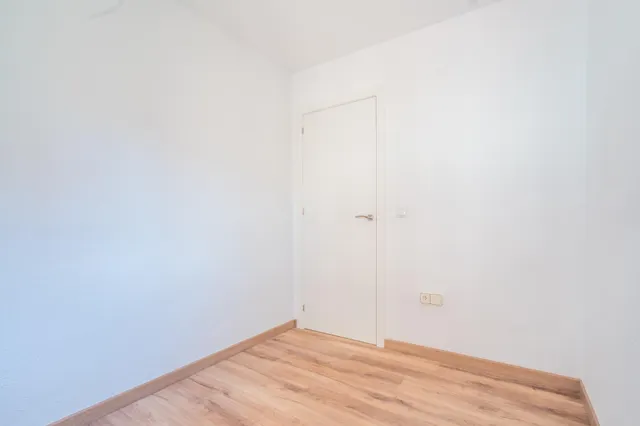 GRAN PISO EN VENTA REFORMADO — 37