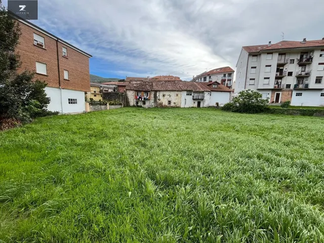 TERRENO URBANO CON VIVIENDA EN SELAYA - foto 4
