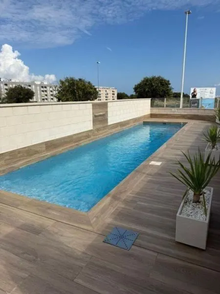 Villa 3 habitaciones 150m² en venta - Zona Pueblo - foto 2