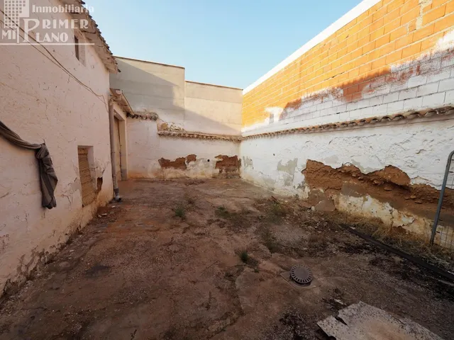 Oportunidad de compra junto a calle Garcia pavon y Altillo.  - foto 5