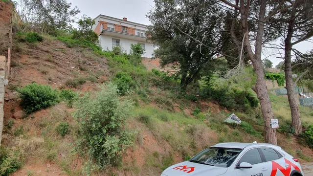 Terreno urbano en venta - LES CARPES