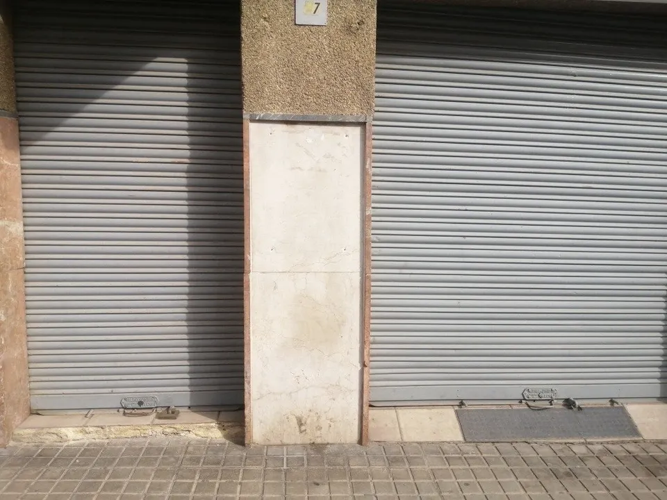 SE ALQUILA LOCAL PARA NEGOCIO / DESPACHOS