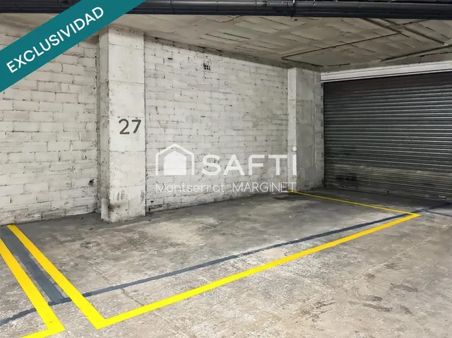 Plaza de garaje en venta en Berga - foto 2