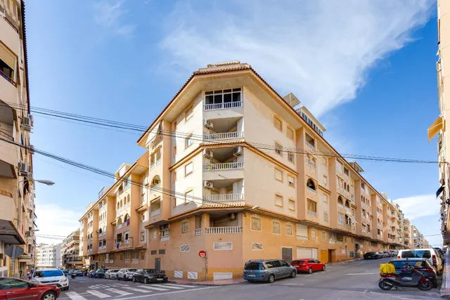 Apartamento de 2 dormitorios y piscina comunitaria en Playa del Cura — 29