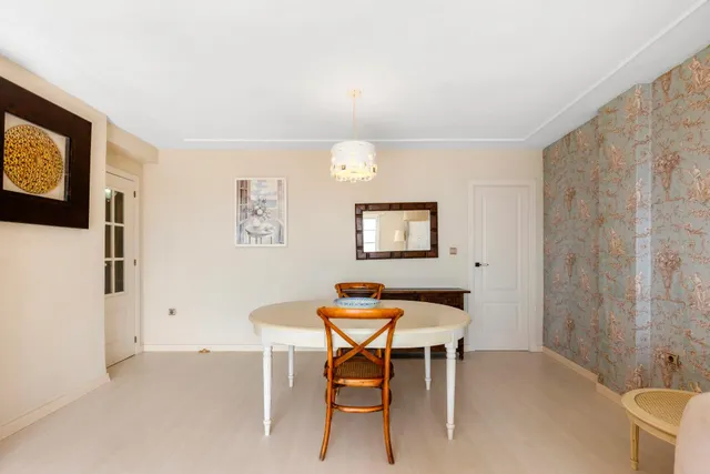Apartamento en venta en Torrevieja, ubicado en la zona de La Loma, a pocos minutos a pie de la Playa del Cura. Primera línea de mar! — 11