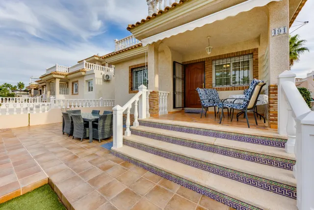 Exclusiva Villa con Jardin de ensueño en Los Dolses, a pasos de La Zenia Boulevard — 17