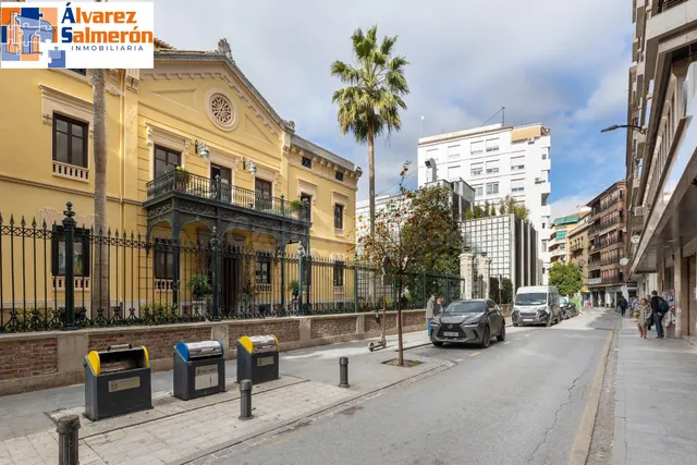 Exclusiva vivienda con vistas al Palacio de los Patos, junto Recogidas, 4 dormitorios 3 baños — 2
