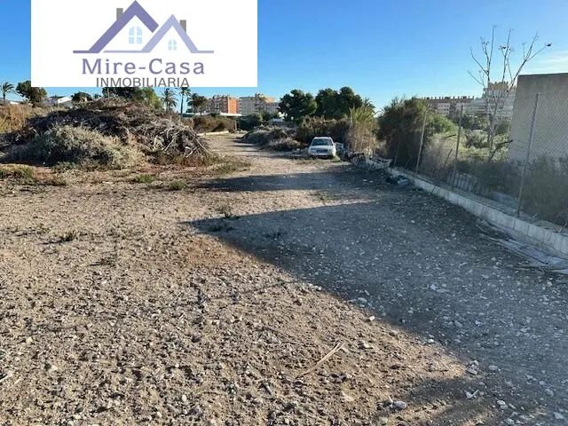 SE VENDE TERRENO PARA LA construcción DE UN CHALET