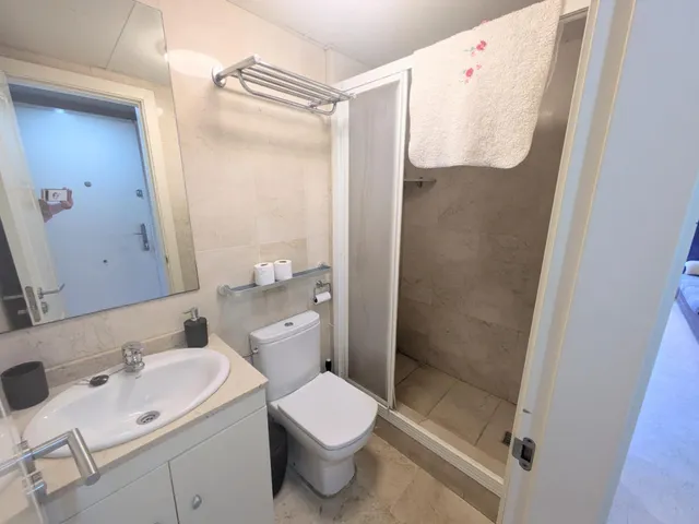 Apartamento en 2a línea de playa en Benalmádena Costa — 11