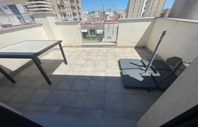 BONITA CASA EN PUEBLO MARINERO, CON ENCANTO — 18