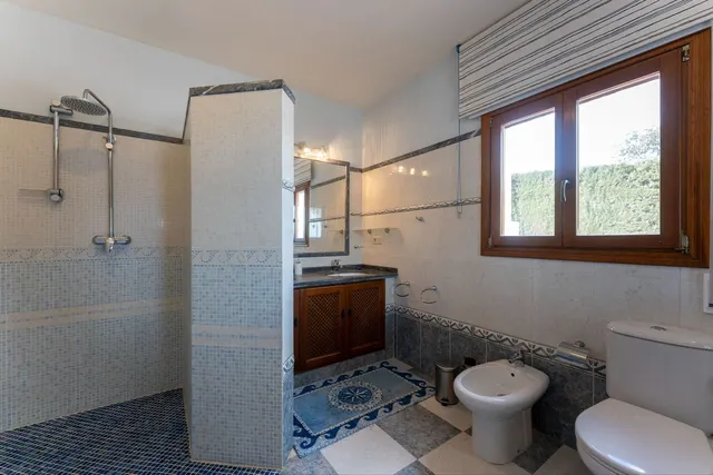Finca rústica 4 habitaciones 331m² en venta - South of spain — 24