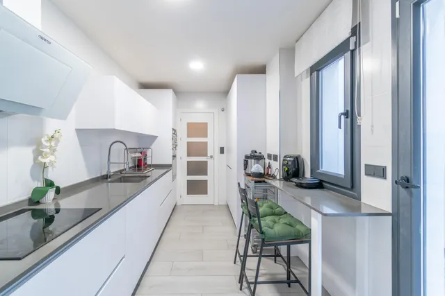 Exclusiva vivienda en Residencial Nevada ! Urbanización de LUJO junto al Centro Comercial Nevada — 45