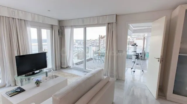 Ático dúplex en venta en Puerto Banús de Marbella, Málaga - foto 5