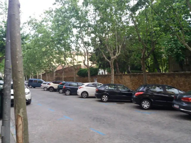 ALQUILER.-.GARAJE.-.CALLE MORILLO.-.24 METROS.- — 19