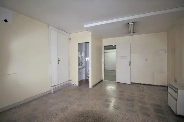 Local en alquiler Hospitalet del Llobregat — 9