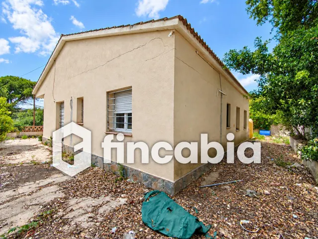 Casa independiente para reformar con jardín y garaje en Maçanet de la Selva — 20