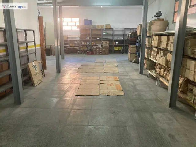 Edificio con local y 2 viviendas en Tordera — 24