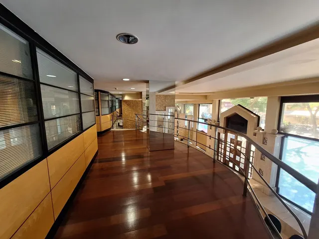 Oficina 8 habitaciones 307m² en venta - Marbella — 15