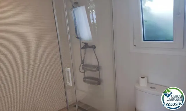 Bonita casa con piscina y apartamento para invitados y piscina. — 13