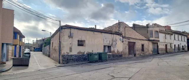 Venta de suelo con construcción en Epila - foto 4